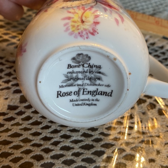 Rose Of England Bone China Coffee Cup - Picture 6 of 7